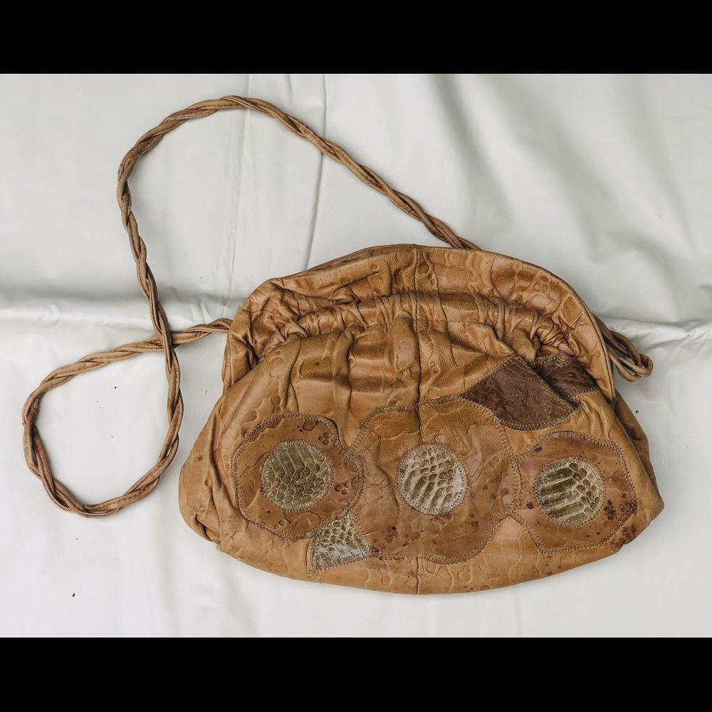 Vintage shoulder bag